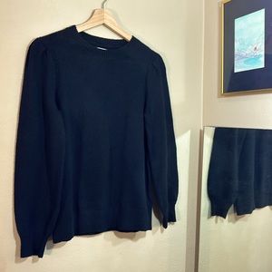 EUC Amazon Basics black long puff sleeve crew neck sweater sz XS baggy soft cozy